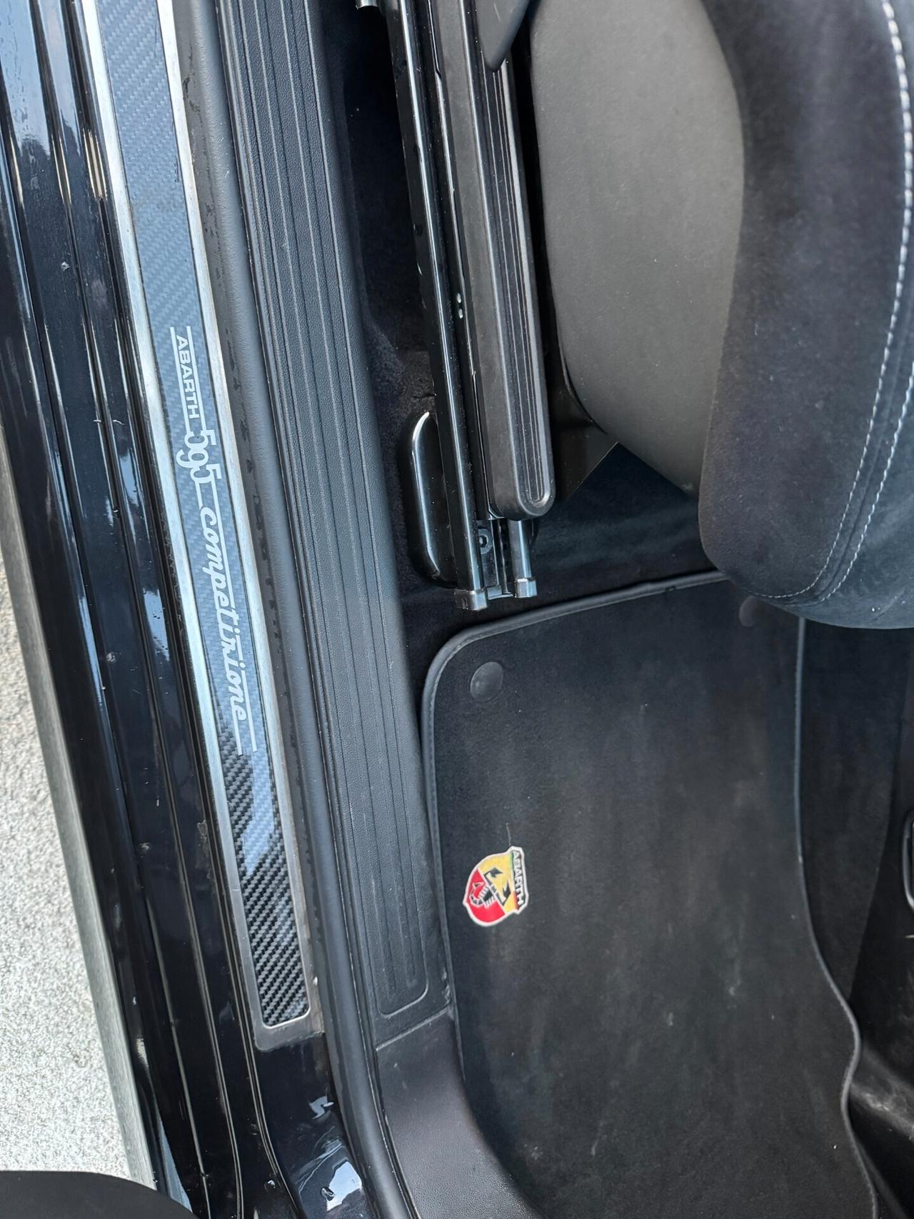 Abarth 595 1.4 Turbo T-Jet 180 CV Competizione