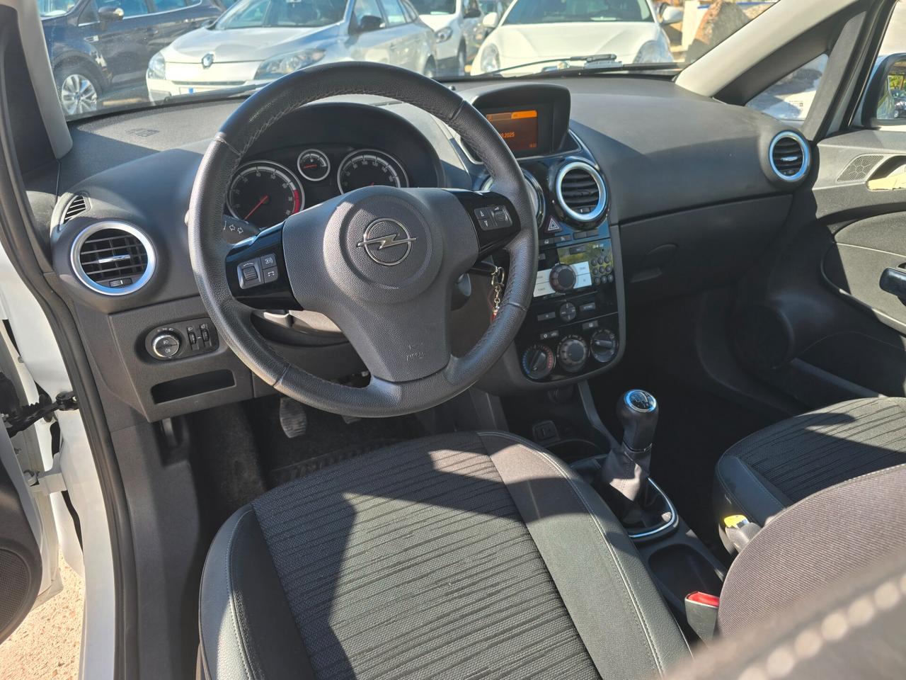 Opel Corsa 1.2 5 porte Sport