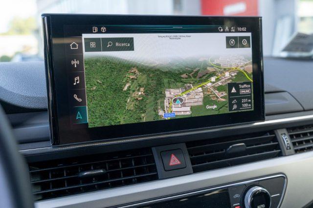 AUDI A4 Avant 35 TDI/163 CV S tronic S line edition