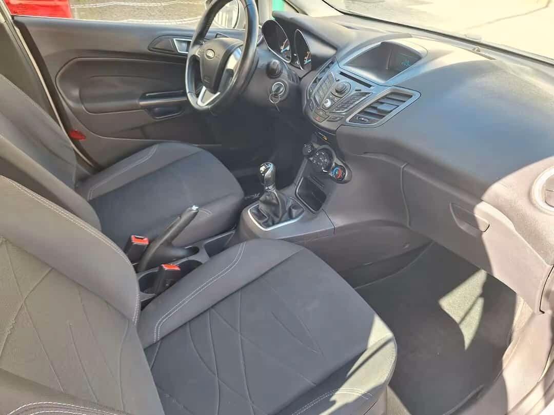 Ford Fiesta 1.5 TDCi 75CV 5 porte