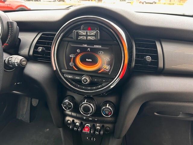 Mini 1.5 Cooper D 5 porte OK NEOPATENTATI TETTO APRIBILE PANORAMA