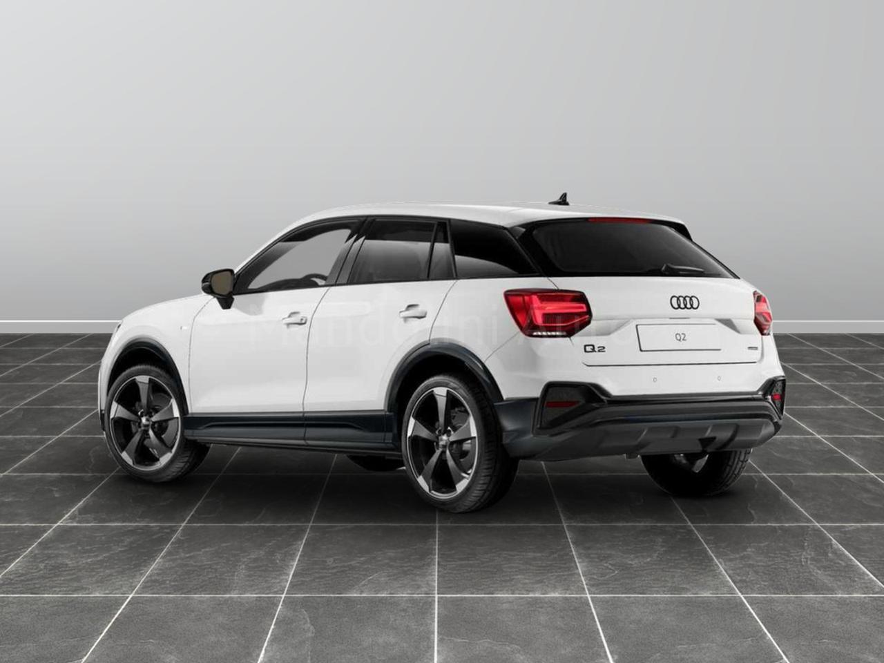 Audi Q2 35 2.0 tdi identity black s tronic
