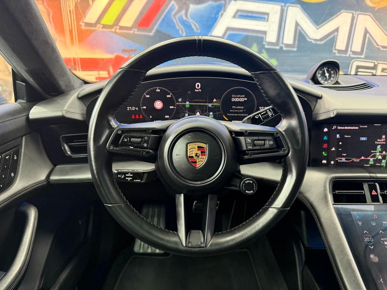 Porsche Taycan Turbo (011)