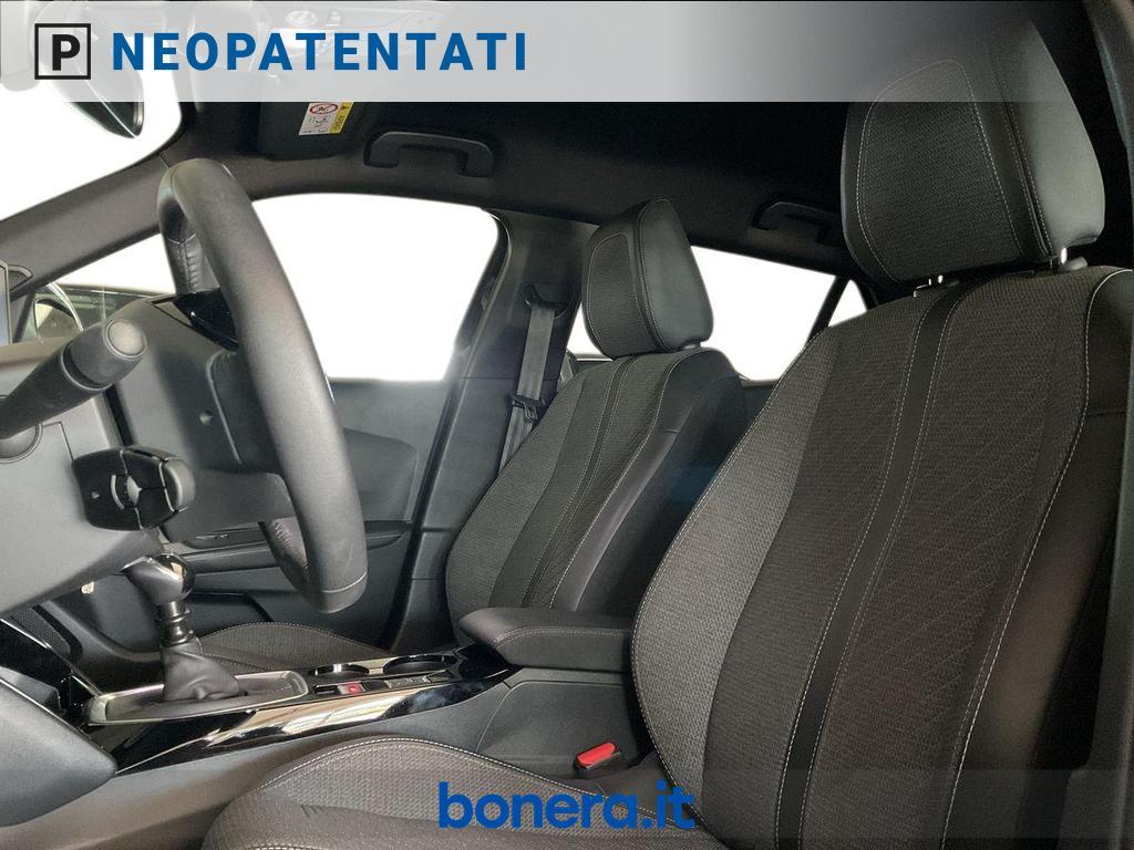 Peugeot 2008 1.2 PureTech Allure