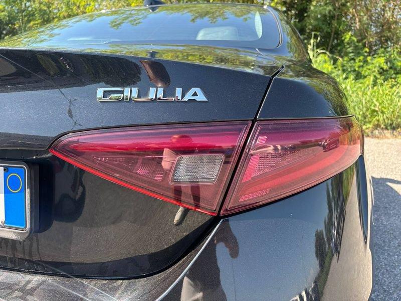 Alfa Romeo Giulia 2.2 Diesel 180cv
