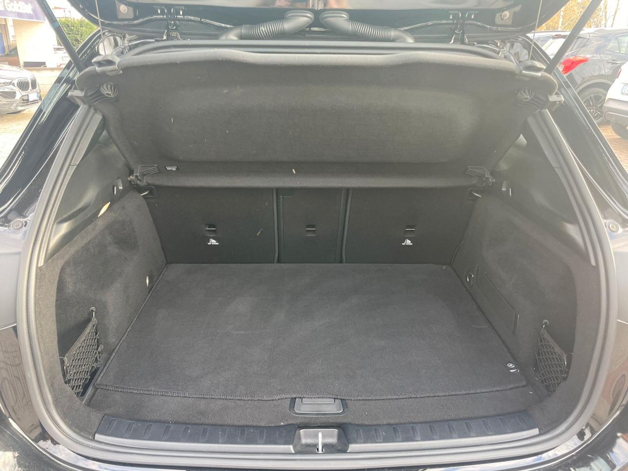 Mercedes-benz GLA 180 Automatic Sport Plus