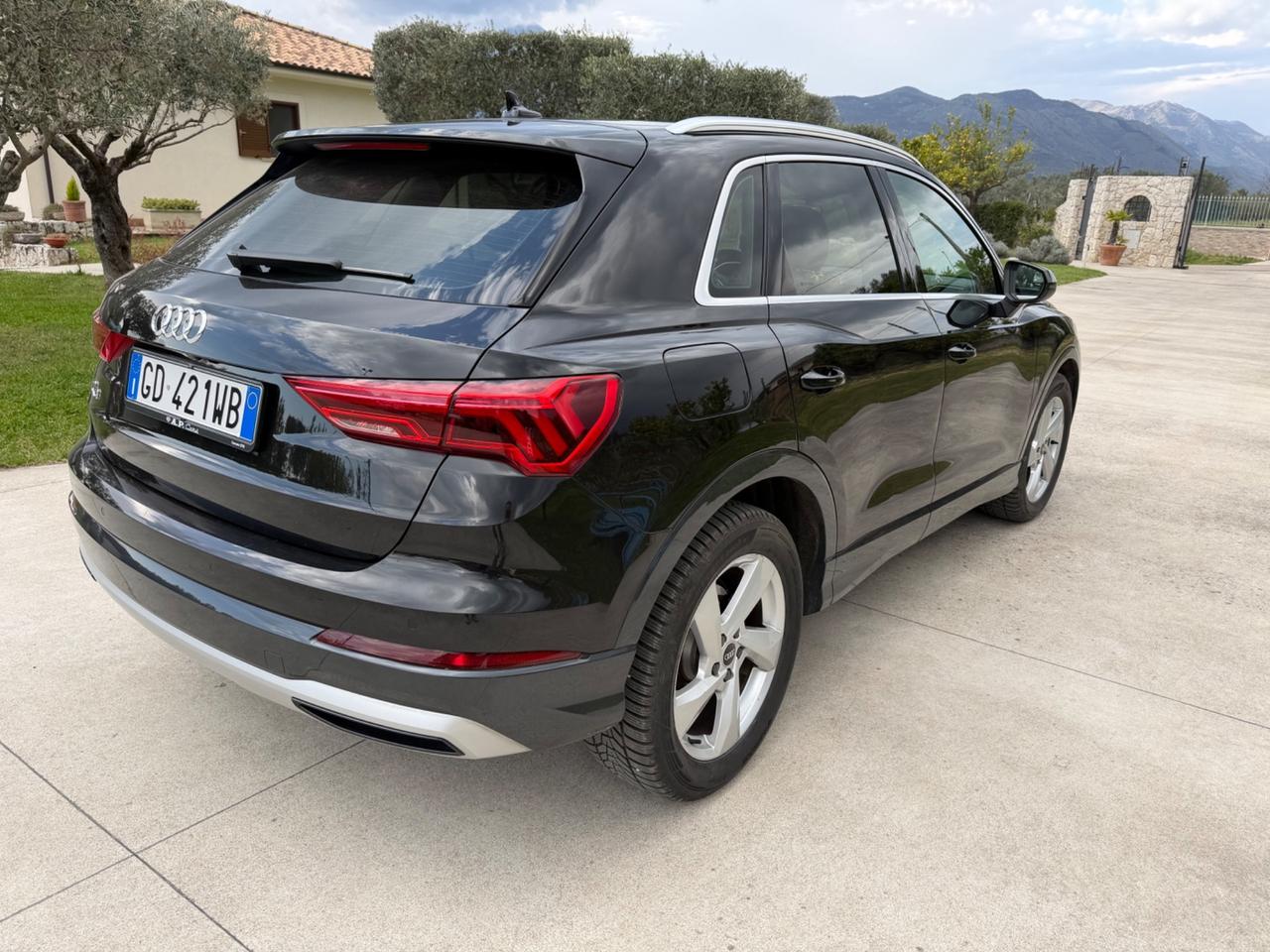 Audi Q3 35 TDI S tronic line edition