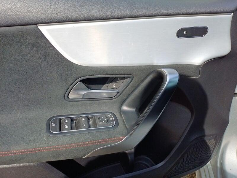 Mercedes-Benz Classe A A 180 d AMG Line Advanced Plus