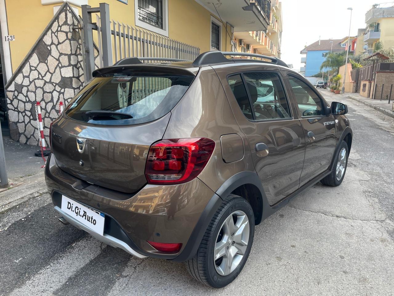 Dacia Sandero Stepway 0.9 TCe Turbo GPL 90 CV S&S Techroad
