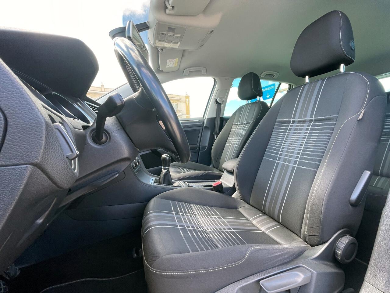 Volkswagen Golf Variant 1.6 TDI 110 CV Comfortline BlueMotion Tech.