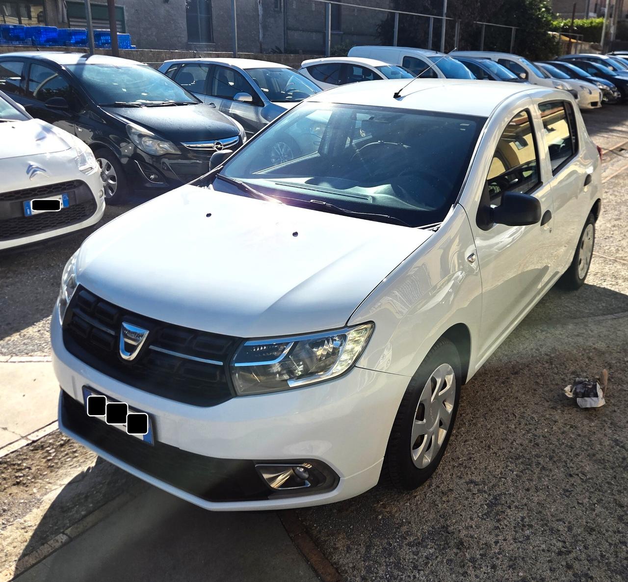 Dacia Sandero 1.0 SOLO 83000 KM BEN TENUTA GARANZIA