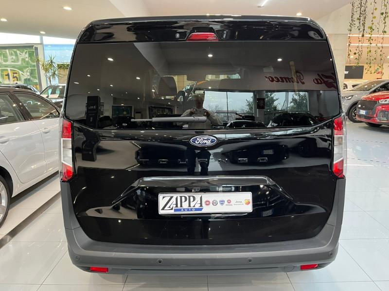 FORD Tourneo Courier 1.0 EcoBoost Powershift Titanium