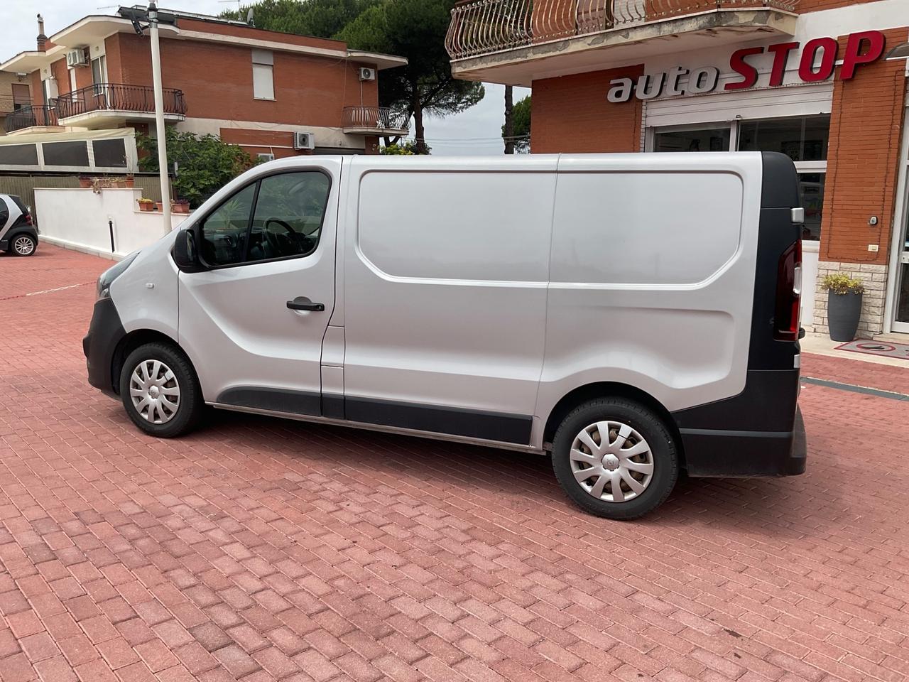 Opel Vivaro 1.6 cdti biturbo 120cv