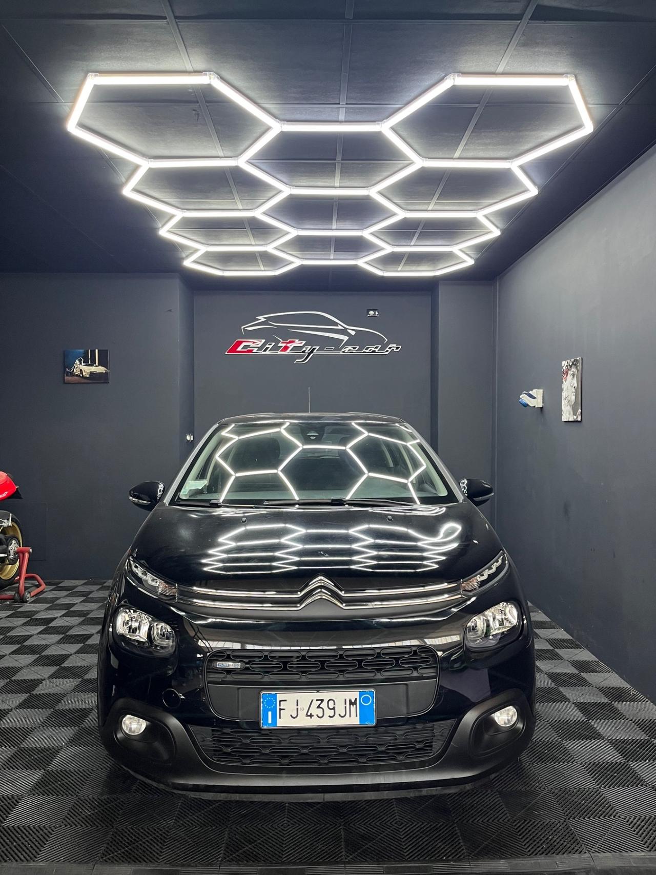 Citroën C3 1.2 PureTech GPL 82 CV (2017) – Nera, Ottime Condizioni!