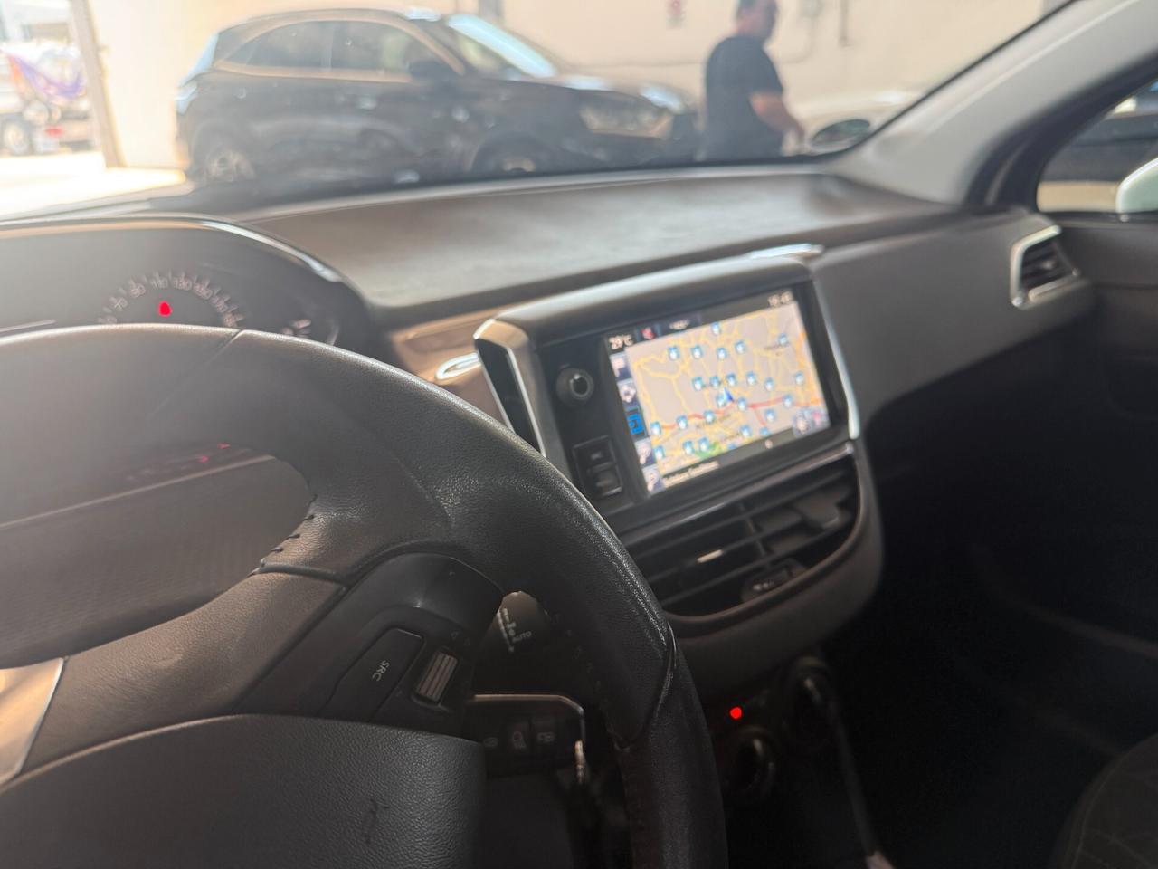 Peugeot 2008 PureTech 82 ETG5 S&S Allure
