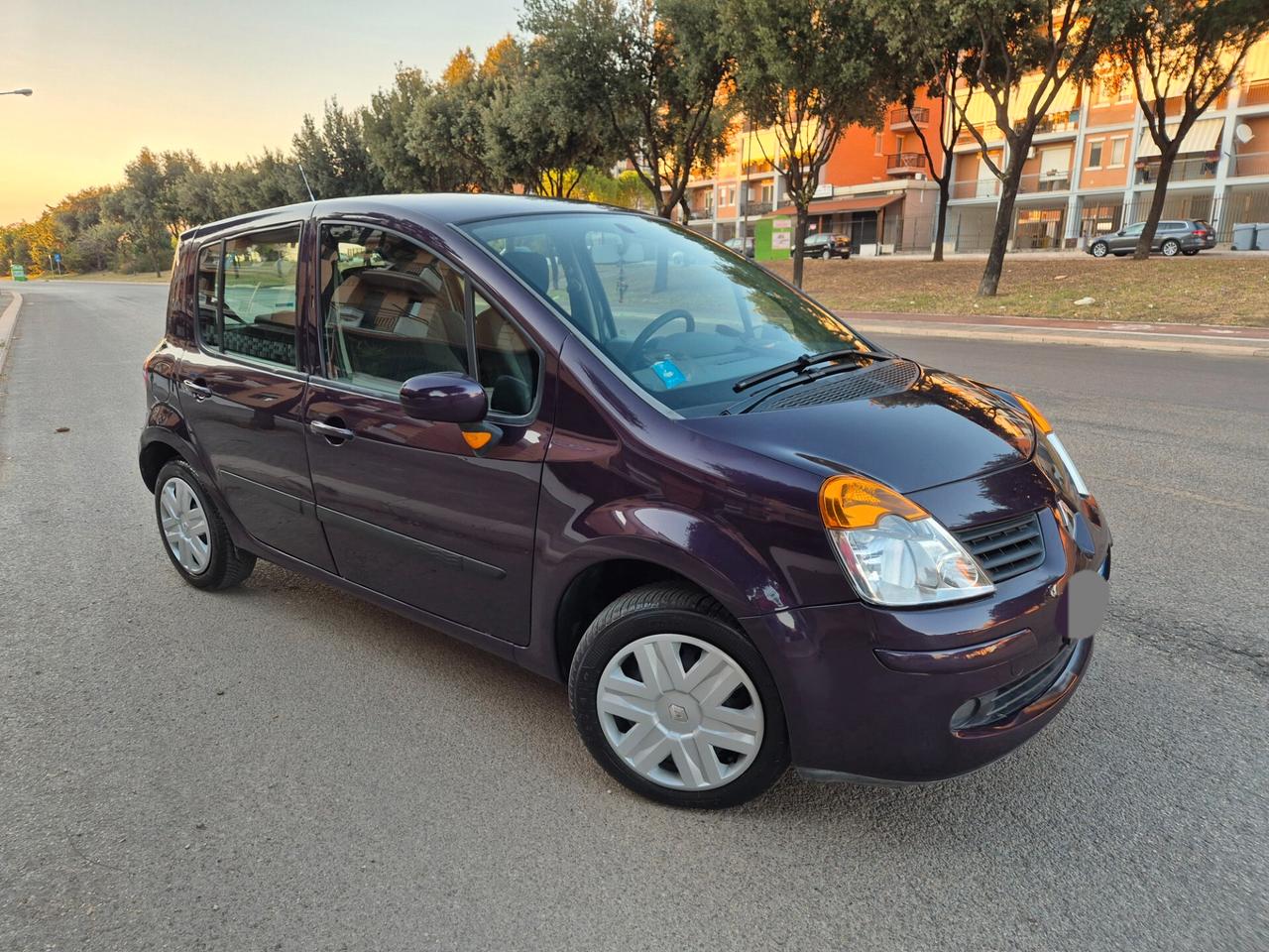 Renault modus 1.2 benzina anno 06 viola