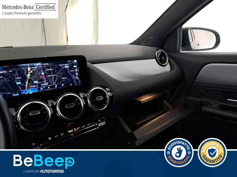 Mercedes-Benz GLA 200 D SPORT AUTO
