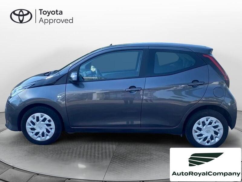 Toyota Aygo Aygo Connect 1.0 VVT-i 72 CV 5 porte x-play