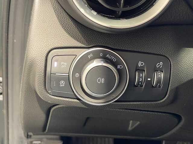 Alfa Romeo Giulia 2.2 Turbodiesel 160 CV AT8 Business