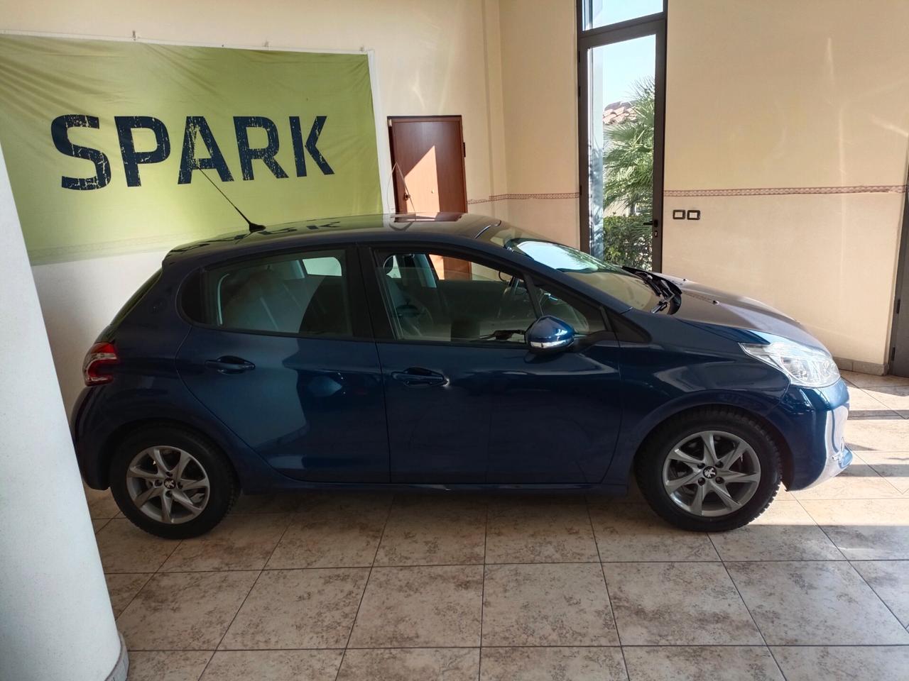 Peugeot 208 1.6 e-HDi 92 CV Stop&Start 5 porte Allure