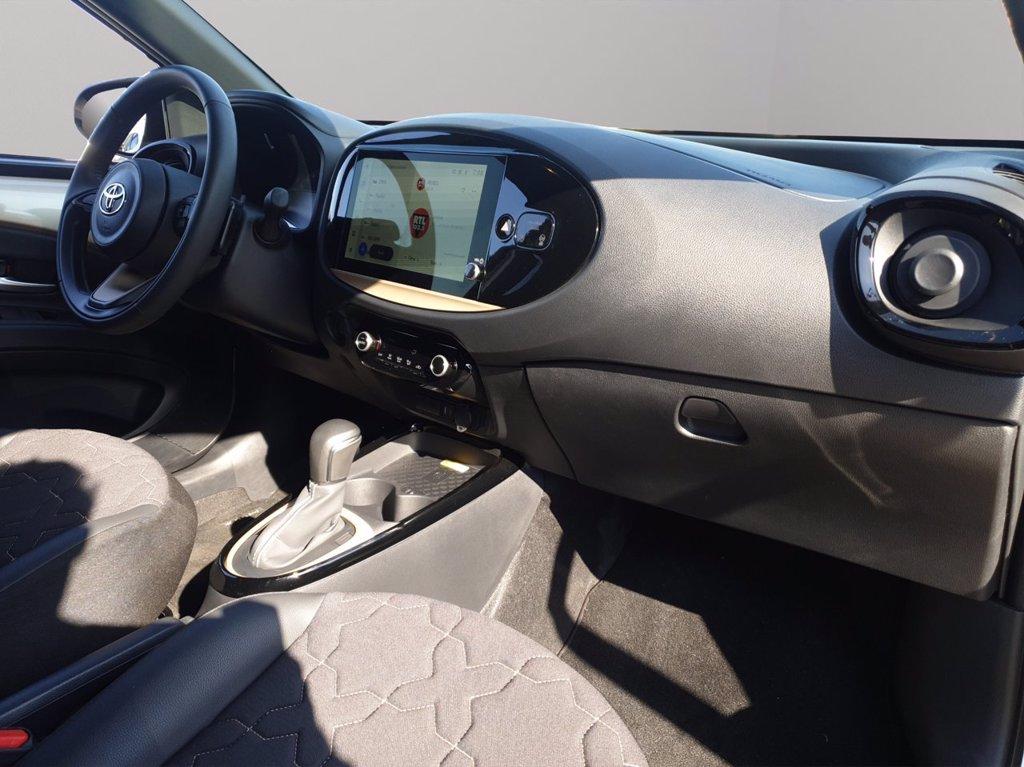 TOYOTA Aygo x 1.0 lounge 72cv s-cvt del 2024