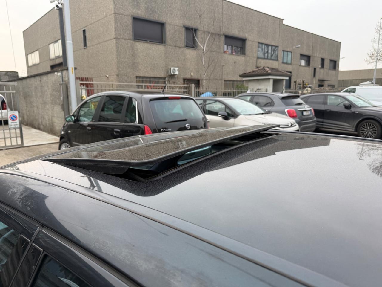 MERCEDES E200 KOMPRESOR BENZINA-GPL 92.000KM STORICO