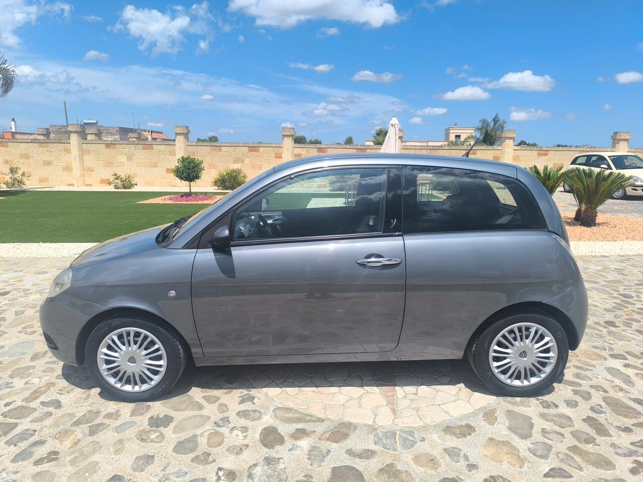 Lancia Ypsilon 1.2 Argento GPL perfetta full optional