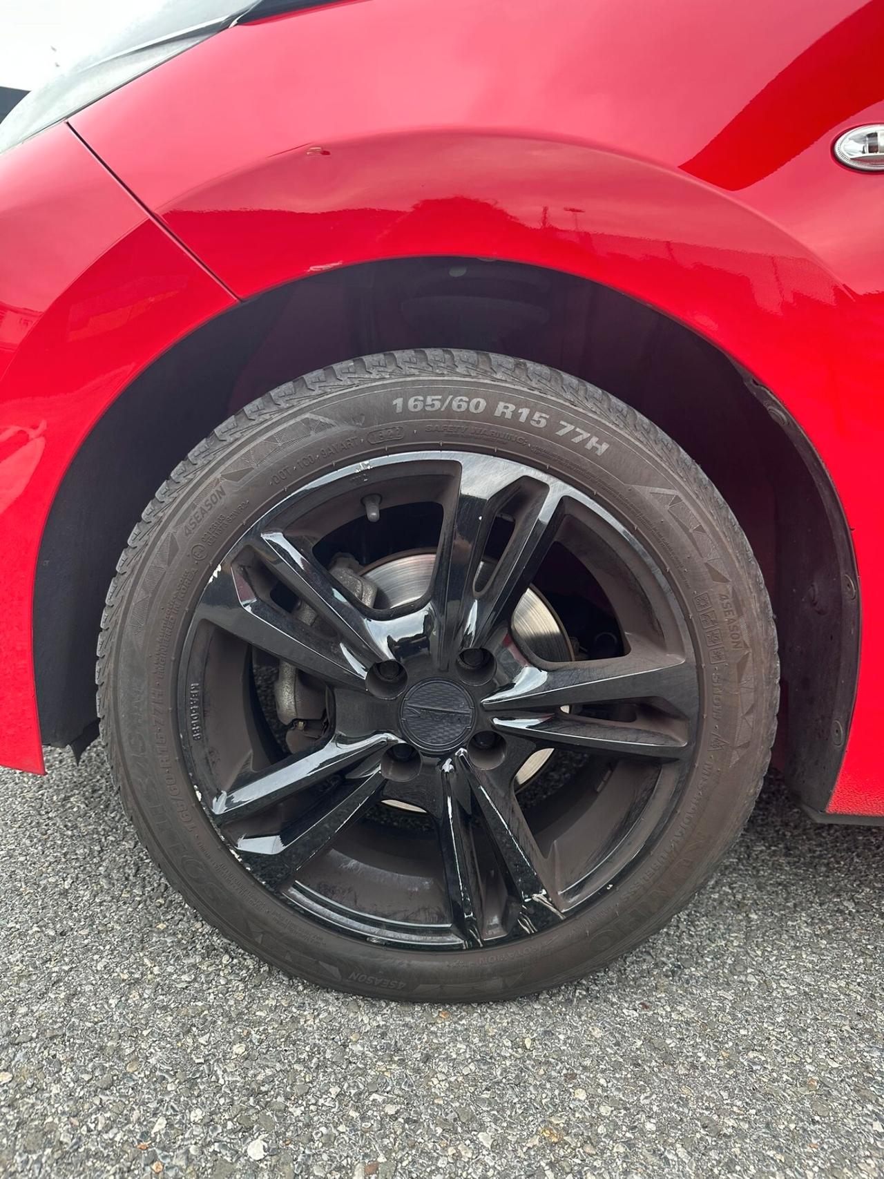 Toyota Aygo 1.0 VVT-i 69 CV 5 porte x-cite