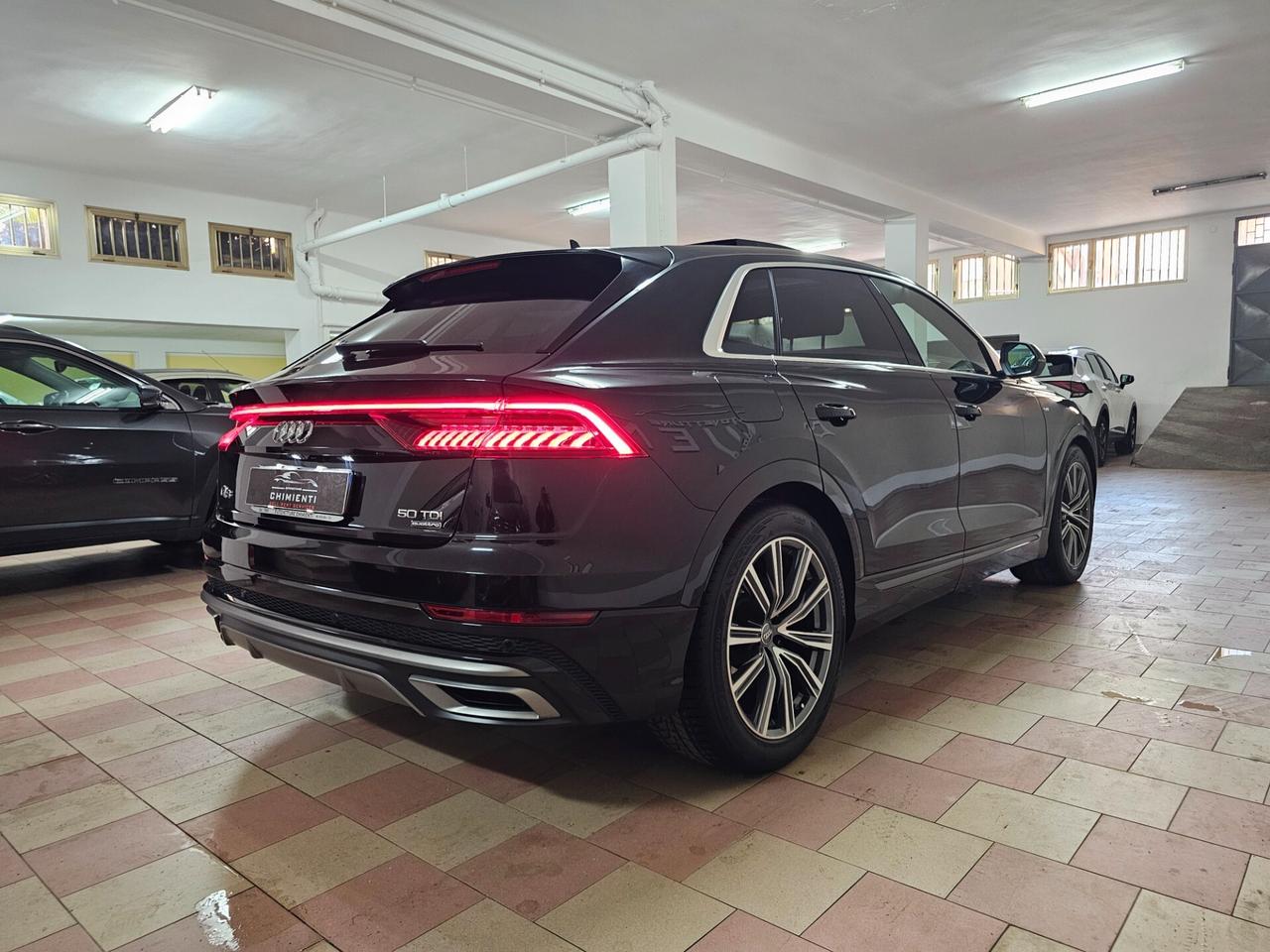 Audi Q8 50 TDI 286 CV quattro tiptronic Sport