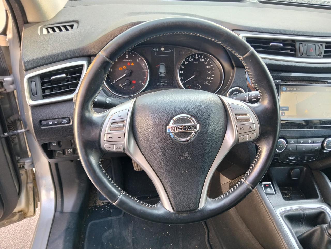 Nissan Qashqai 1.5 dCi N-Connecta 2016 SINISTRATA