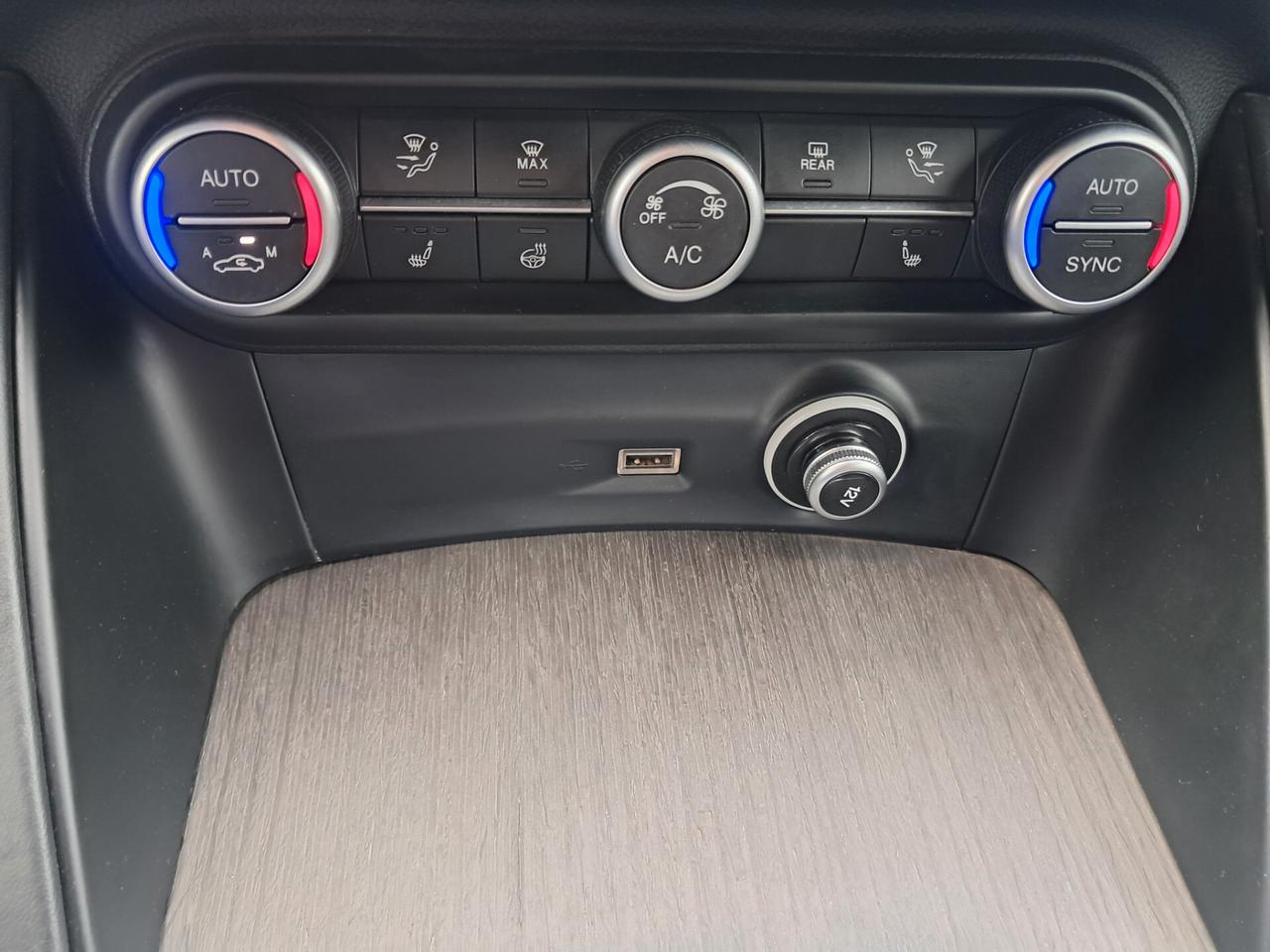 Alfa Romeo Stelvio 2.2 Td 210 cv AT8 Q4 Ti