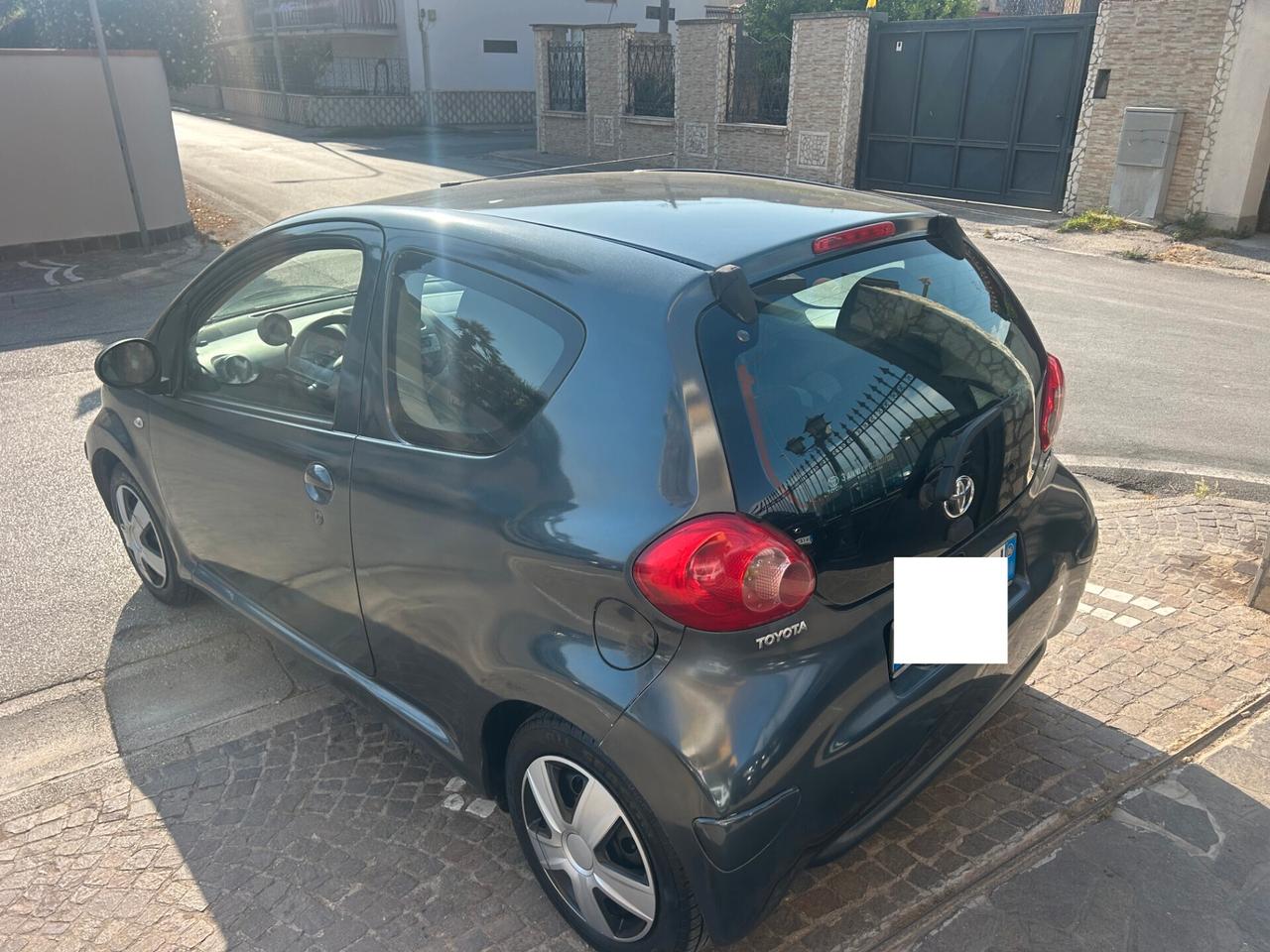 Toyota Aygo 1.0 12V VVT-i 3 porte Sol