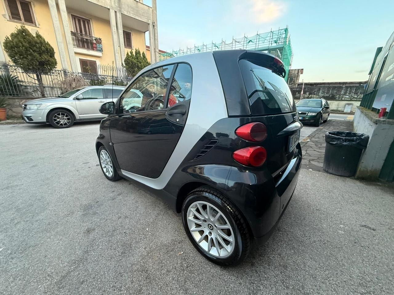 Smart ForTwo 1000 62 kW coupé pulse