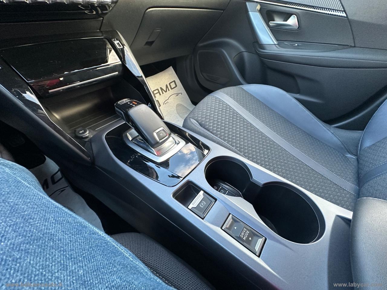 PEUGEOT 2008 BlueHDi 130 S&S EAT8 Allure Navi P.