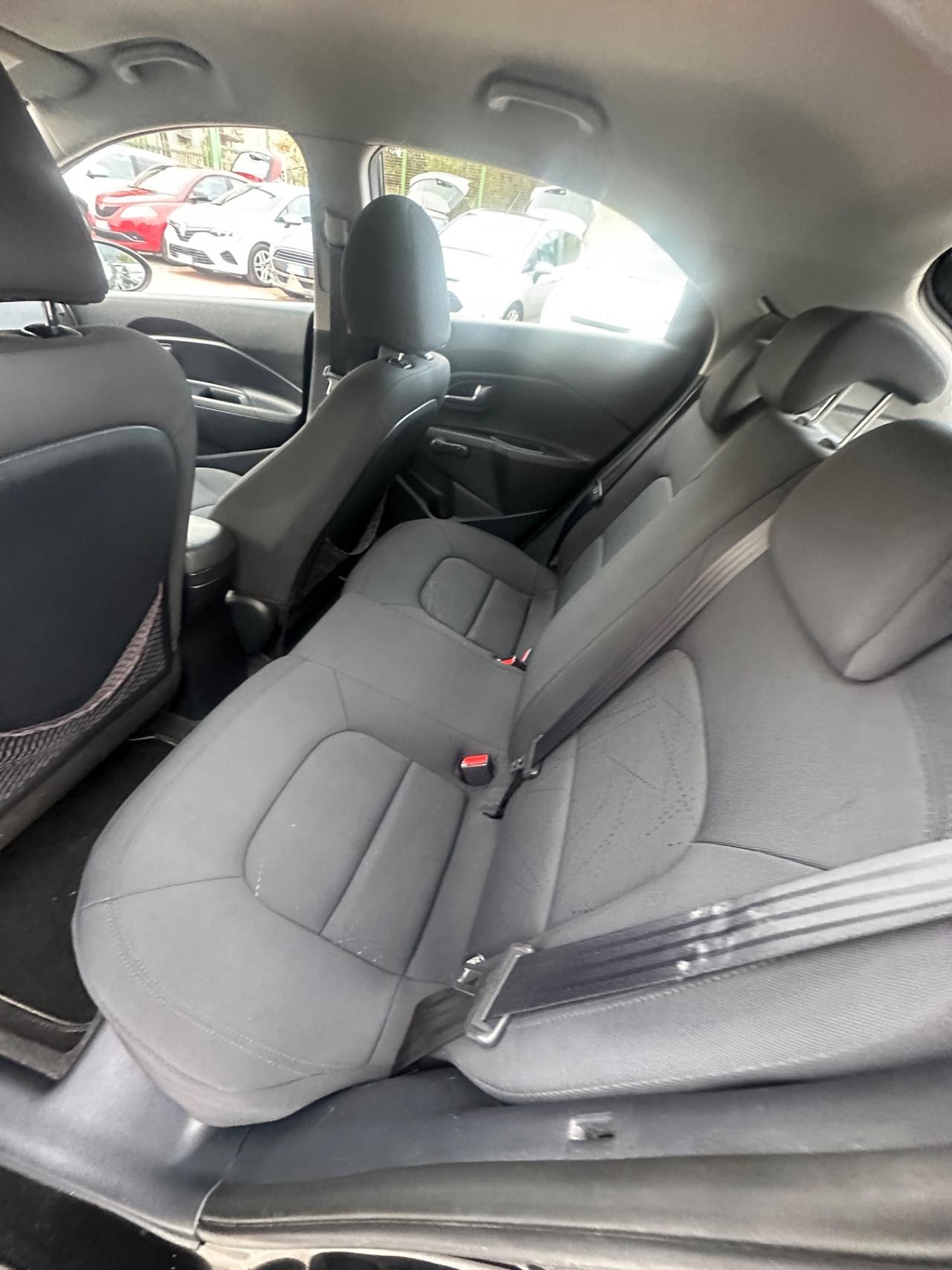 Kia Rio 1.1 CRDi 5p. Cool