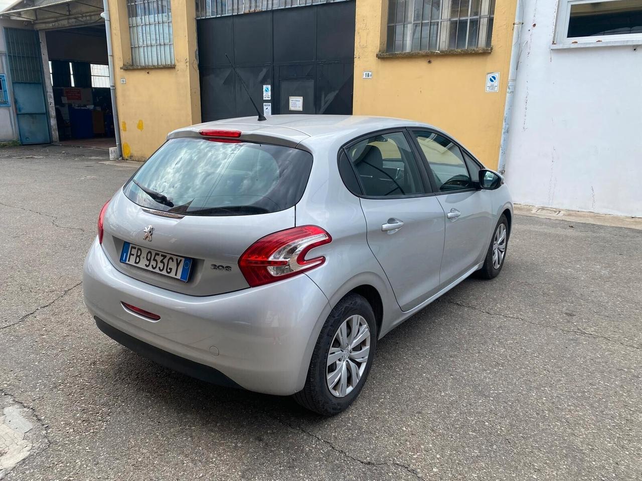 Peugeot 208 1.4 95 CV 5p. GPL - UNICO PROP - GARANZIA 12 MESI