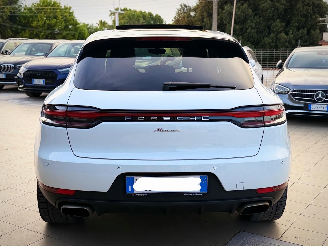 Porsche Macan 2.0 Full Optional Garanzia 12 Mesi