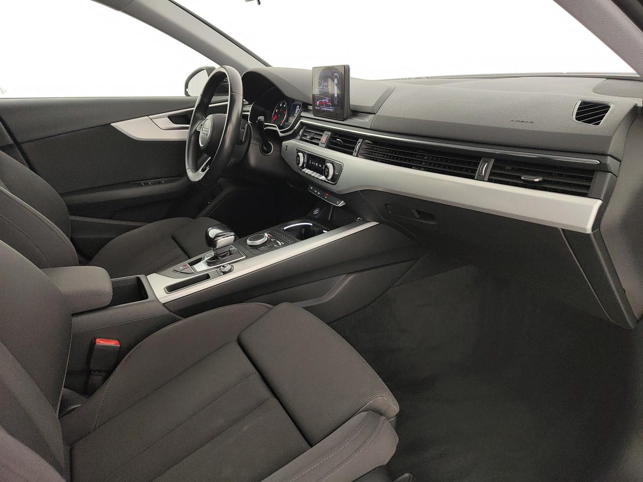 AUDI A4 Avant 35 2.0 tdi Business 150cv s-tronic my16