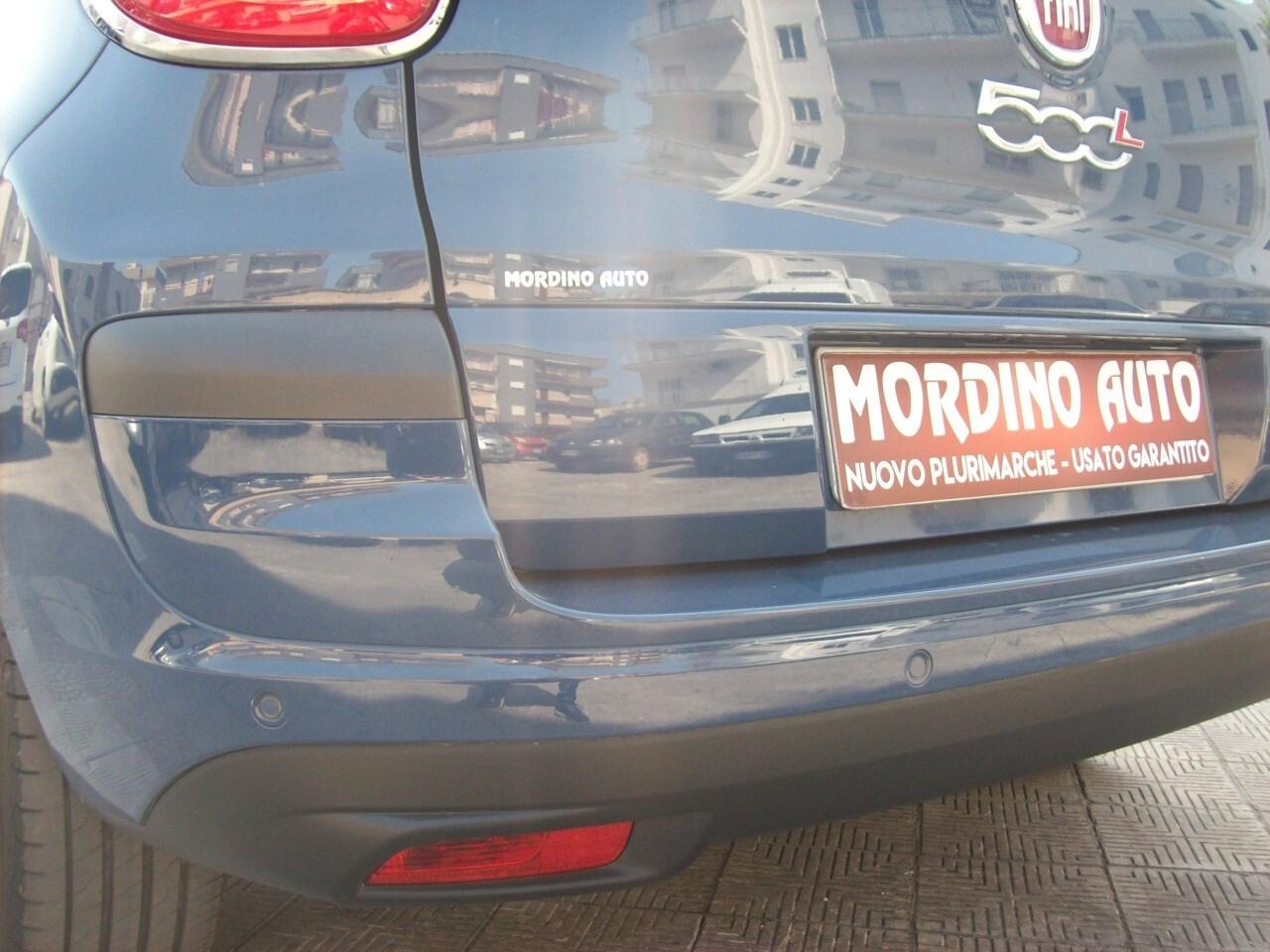 Fiat 500L 1.3 Multijet 95CV Business Navy