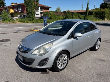 Opel Corsa 1.2 85CV 3 porte GPL-TECH b-color