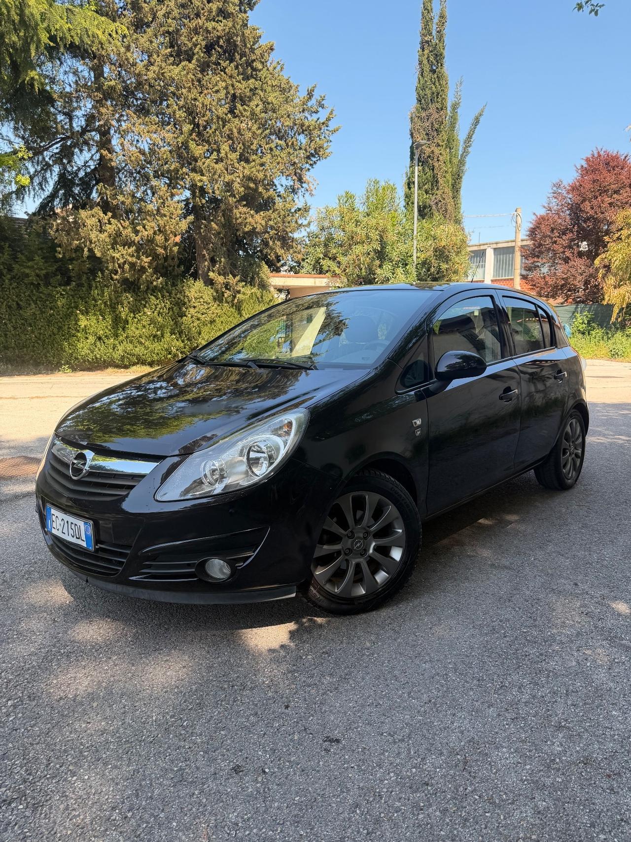 Opel Corsa 1.2 5 porte Easytronic Cosmo