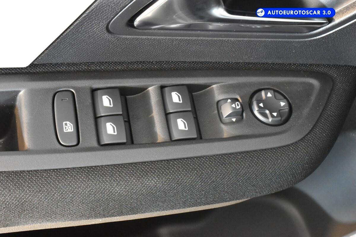 Citroen C4 Hybrid 136 e-DCS6 Plus
