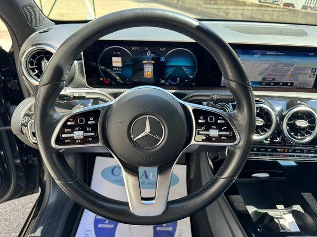 MERCEDES-BENZ A 180 d Automatic Sport SOLI KM. 46.300