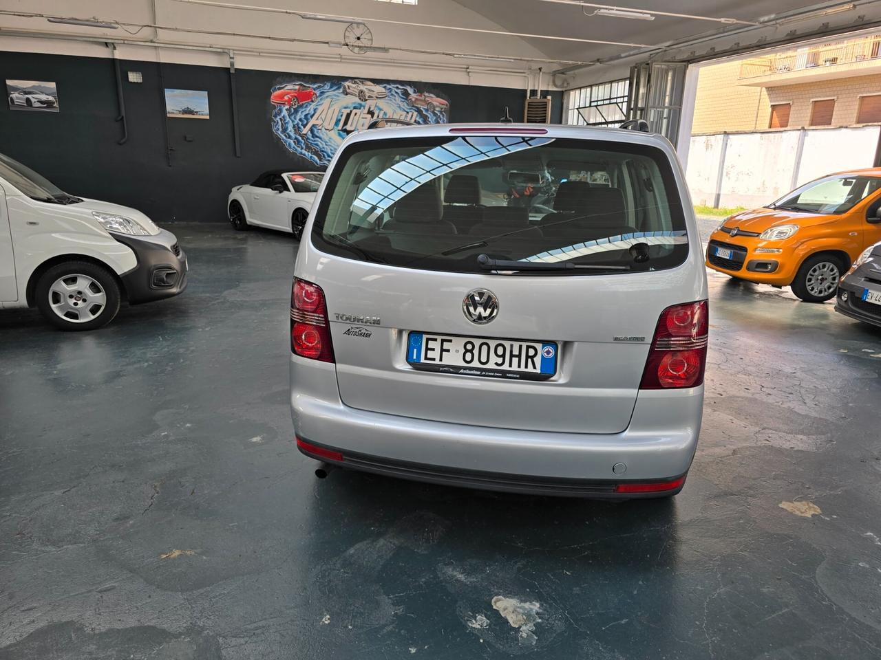 VOLKSWAGEN TOURAN 2.0 ECOFUEL HIGHLINE 7P