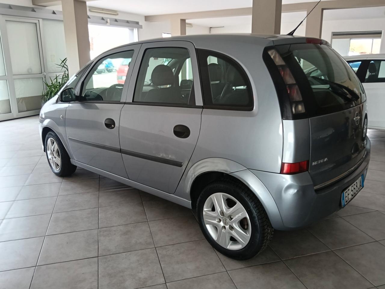 Opel Meriva 1.4 16V GPL-TECH Club