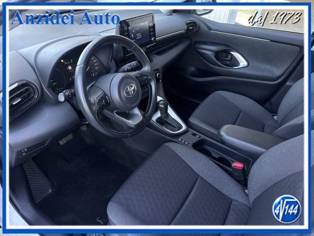 TOYOTA Yaris 1.5 Hybrid 5 porte Business