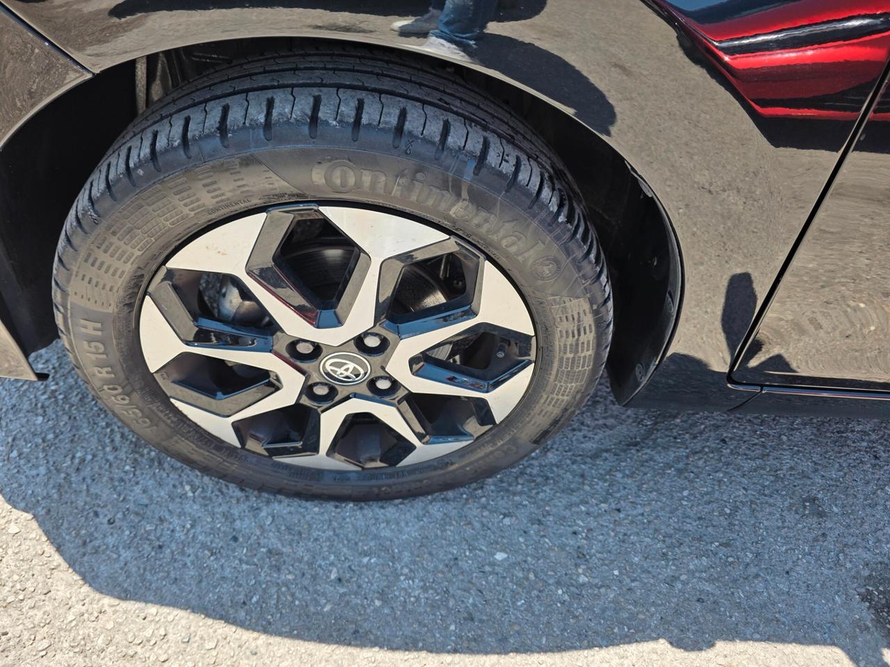 Toyota Aygo Connect 1.0 VVT-i 72 CV 5 porte x-fun MMT