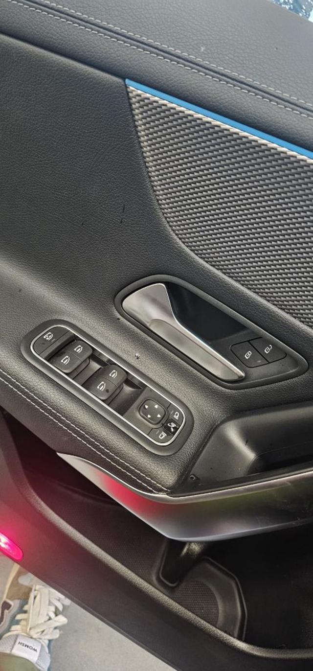 MERCEDES-BENZ CLA 180 d Automatic Shooting Brake Business Extra