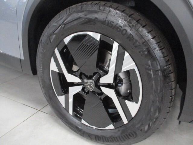 Peugeot 2008 Hybrid 145 e-DCS6 GT