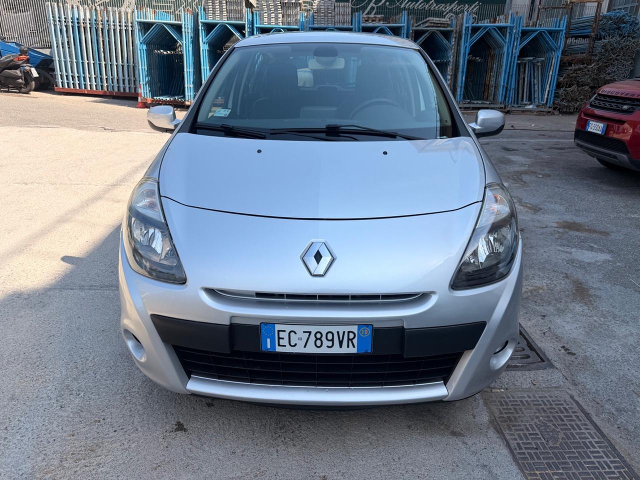 RENAULT CLIO 1.2 NEOPATENTATI KM 70 MILA !!!